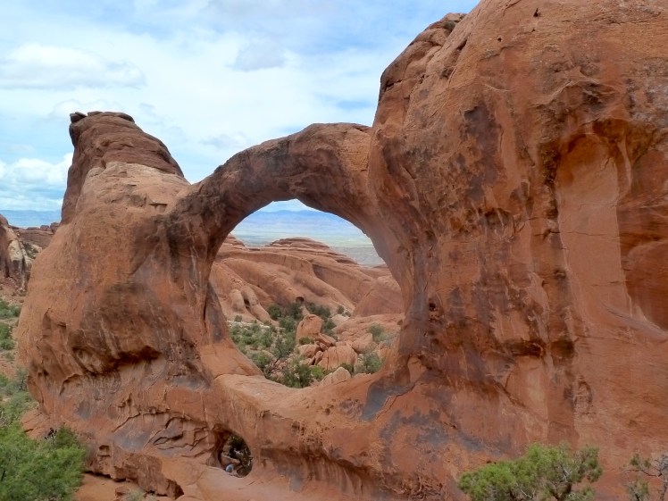 Top and Backside of Double O Arch